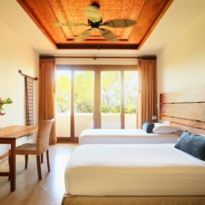 Ocean View w/ AC - DOUBLE (KING BED)